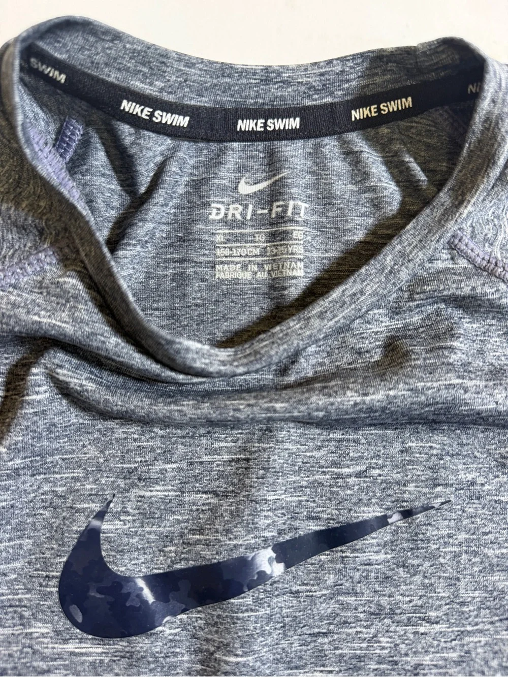 Nike Dri-FIT Gray Long Sleeve Performance Tee Boys XL